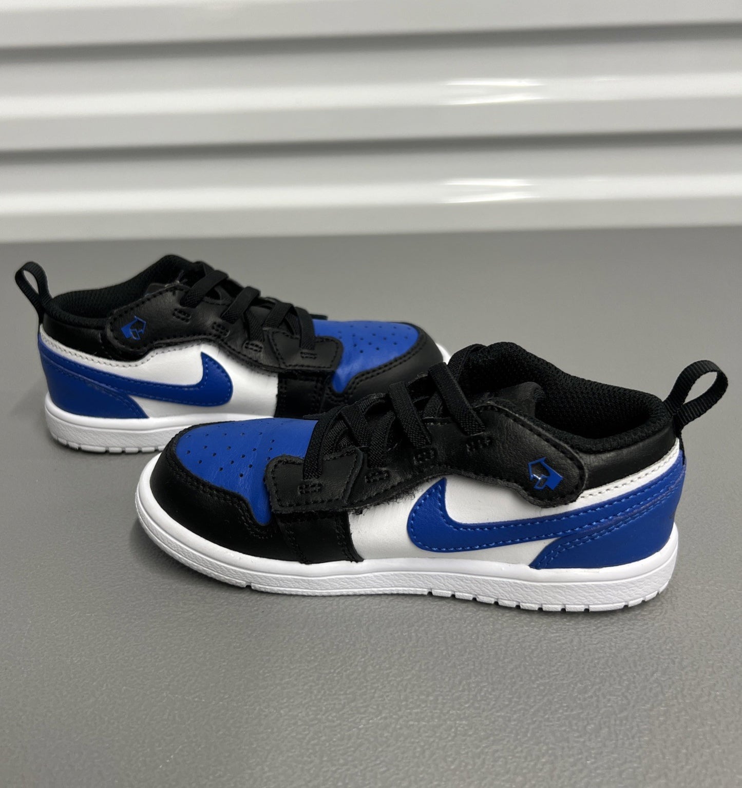 Size 10C - Jordan 1 Retro Low ALT Alternate Royal Toe (Toddler)