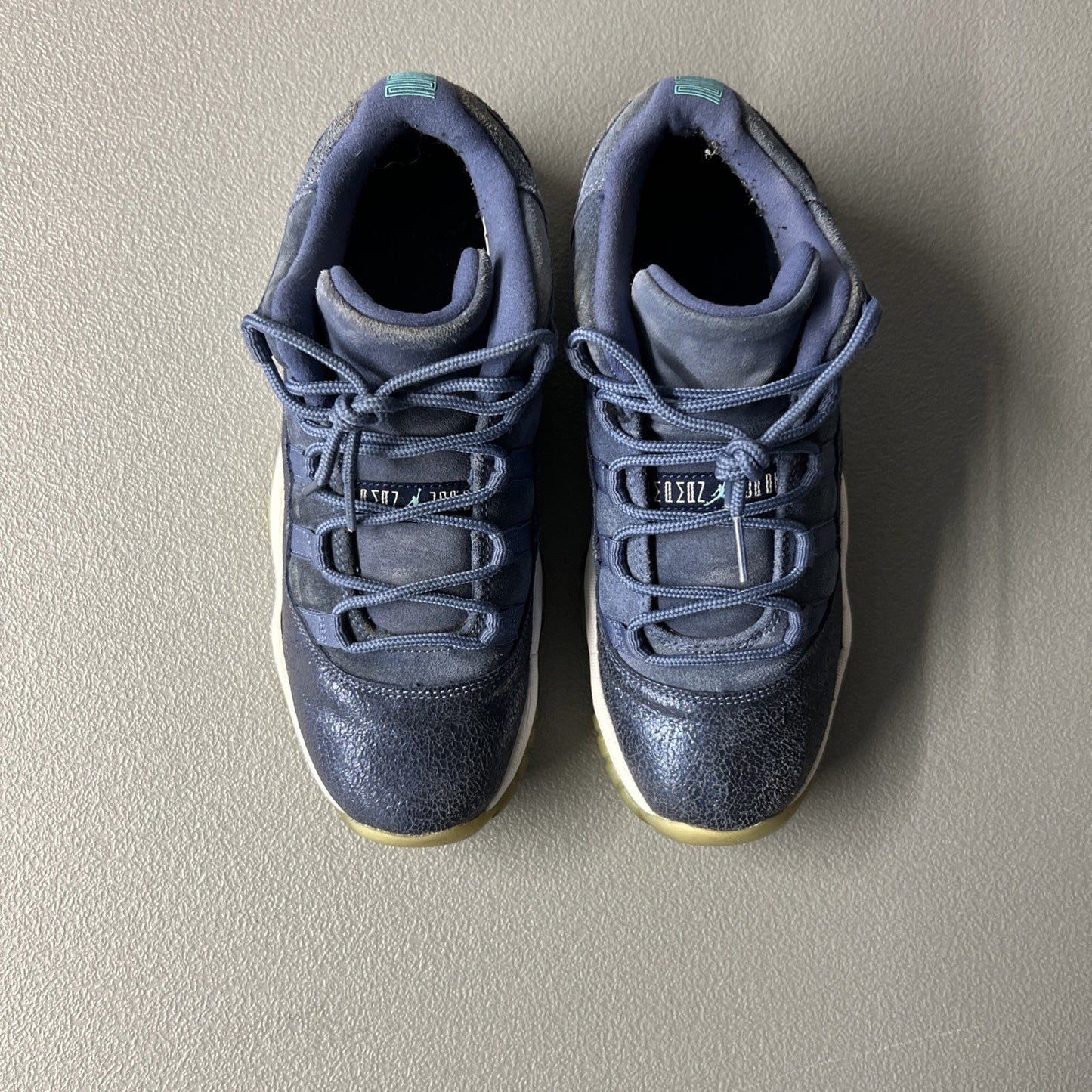 Size 6Y or 7.5 Wmns - Jordan 11 Retro Low GS 'Blue Moon’