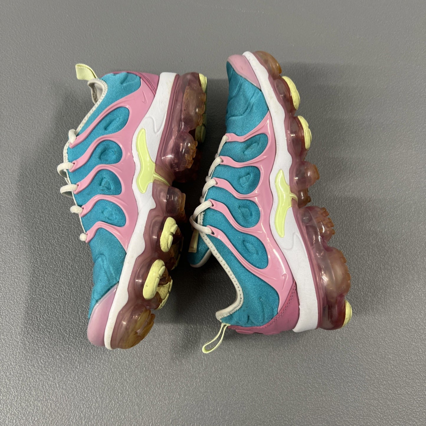 Size 7 - Nike Air VaporMax Plus ‘Easter’ Wmns