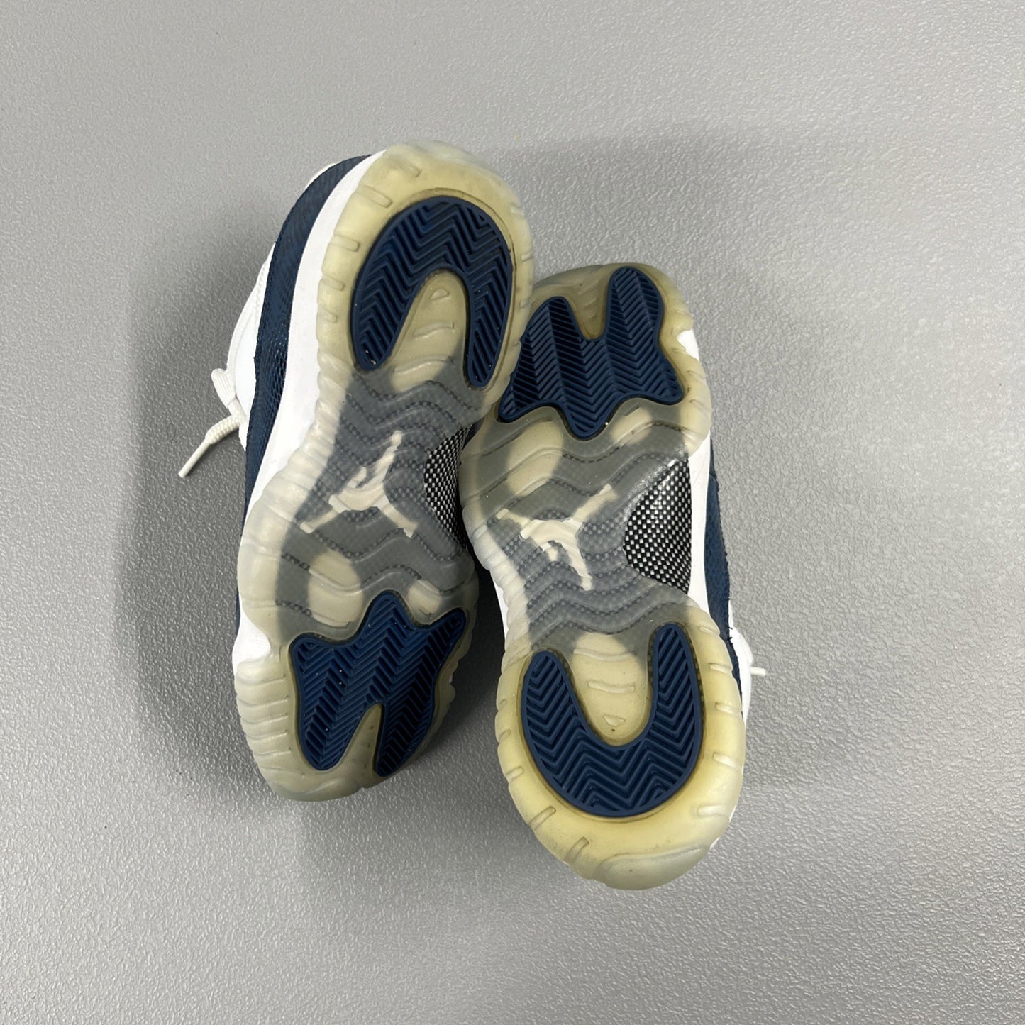 Size 6Y - Jordan 11 Retro Low GS 'Navy Snakeskin' 2019