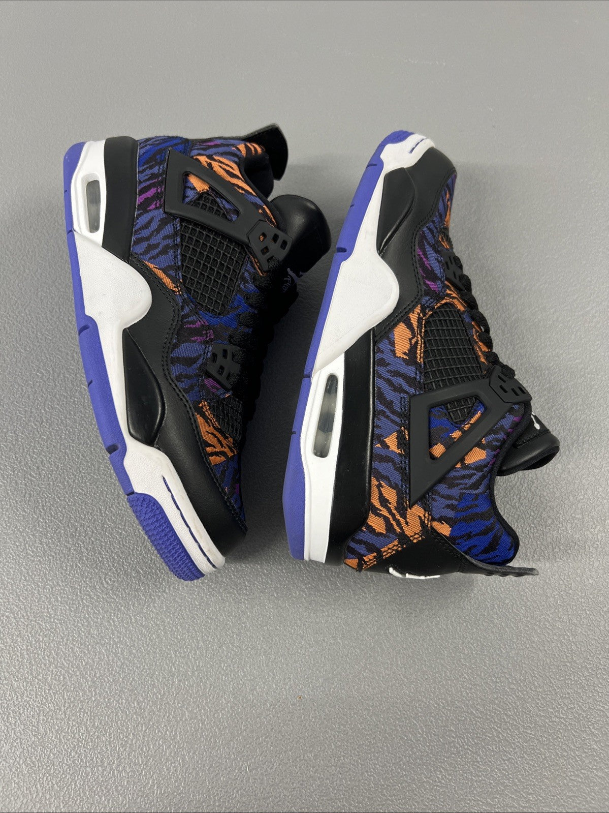 Size 6Y or 7.5 Wmns - Air Jordan 4 Retro SE (GS) ‘Rush Violet'