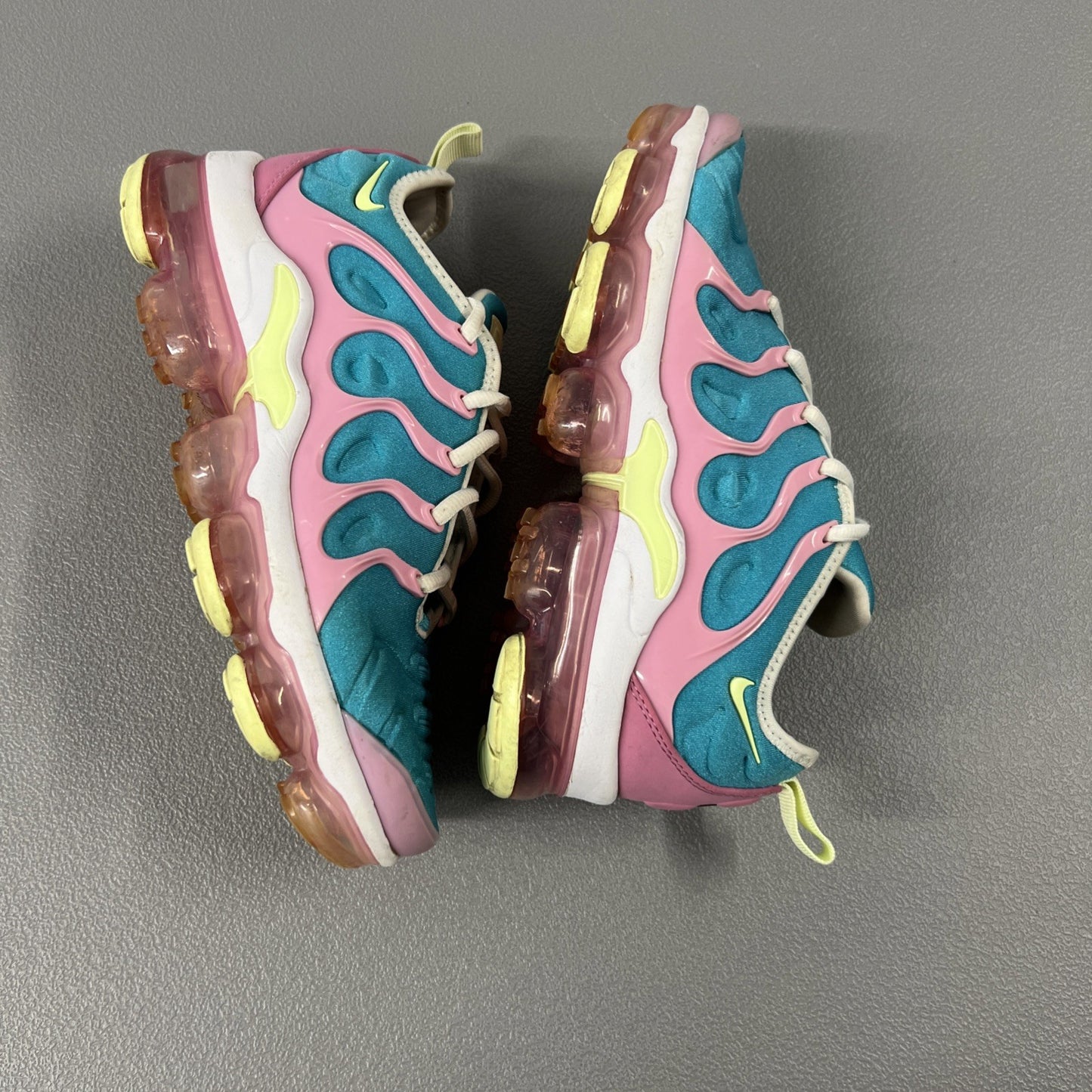 Size 7 - Nike Air VaporMax Plus ‘Easter’ Wmns
