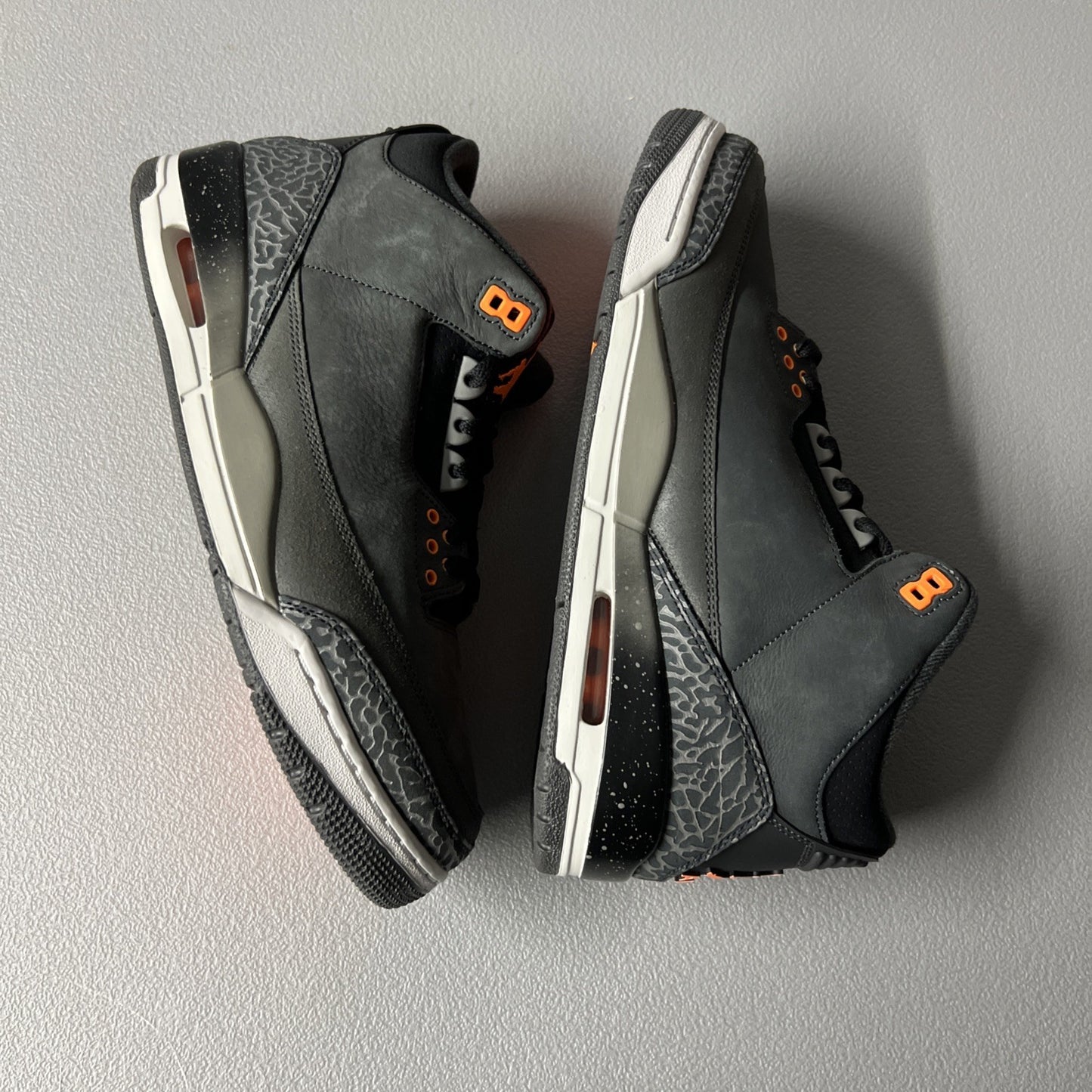 Size 11 - Jordan 3 Retro 2023 Mid ‘Fear Pack’