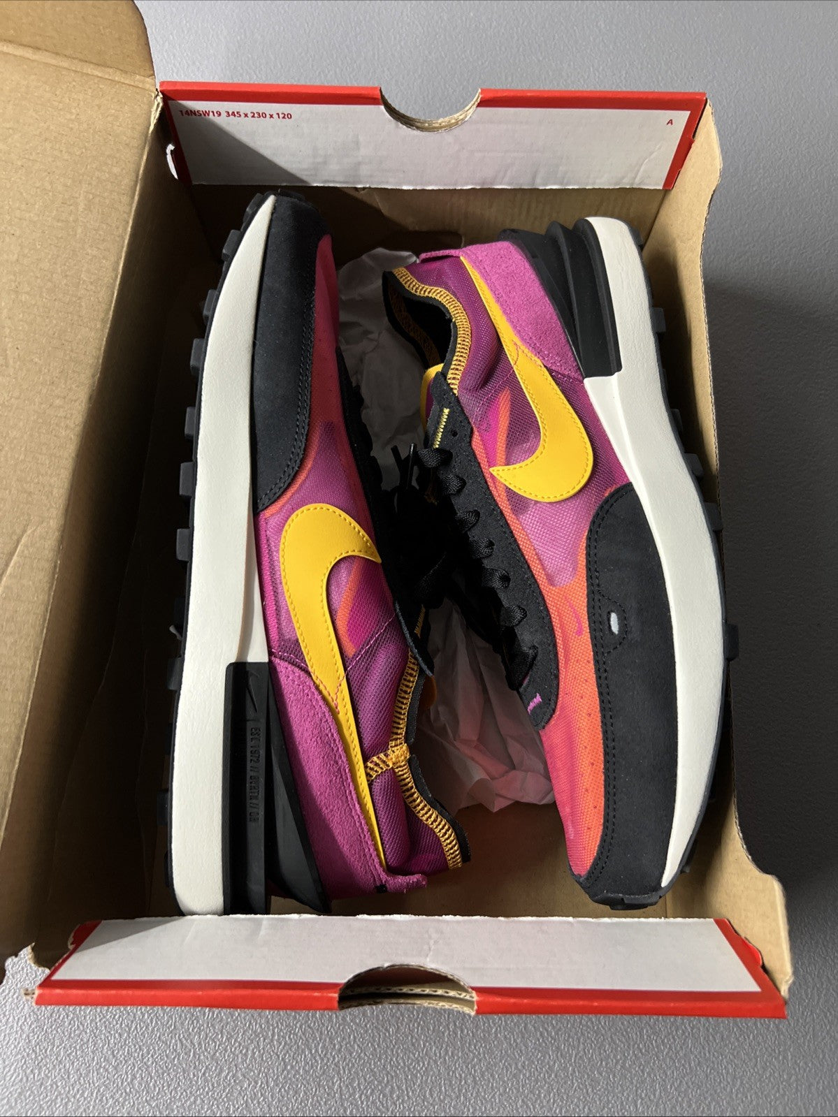 Size 11.5 - Nike Waffle One Active Fuchsia Men’s