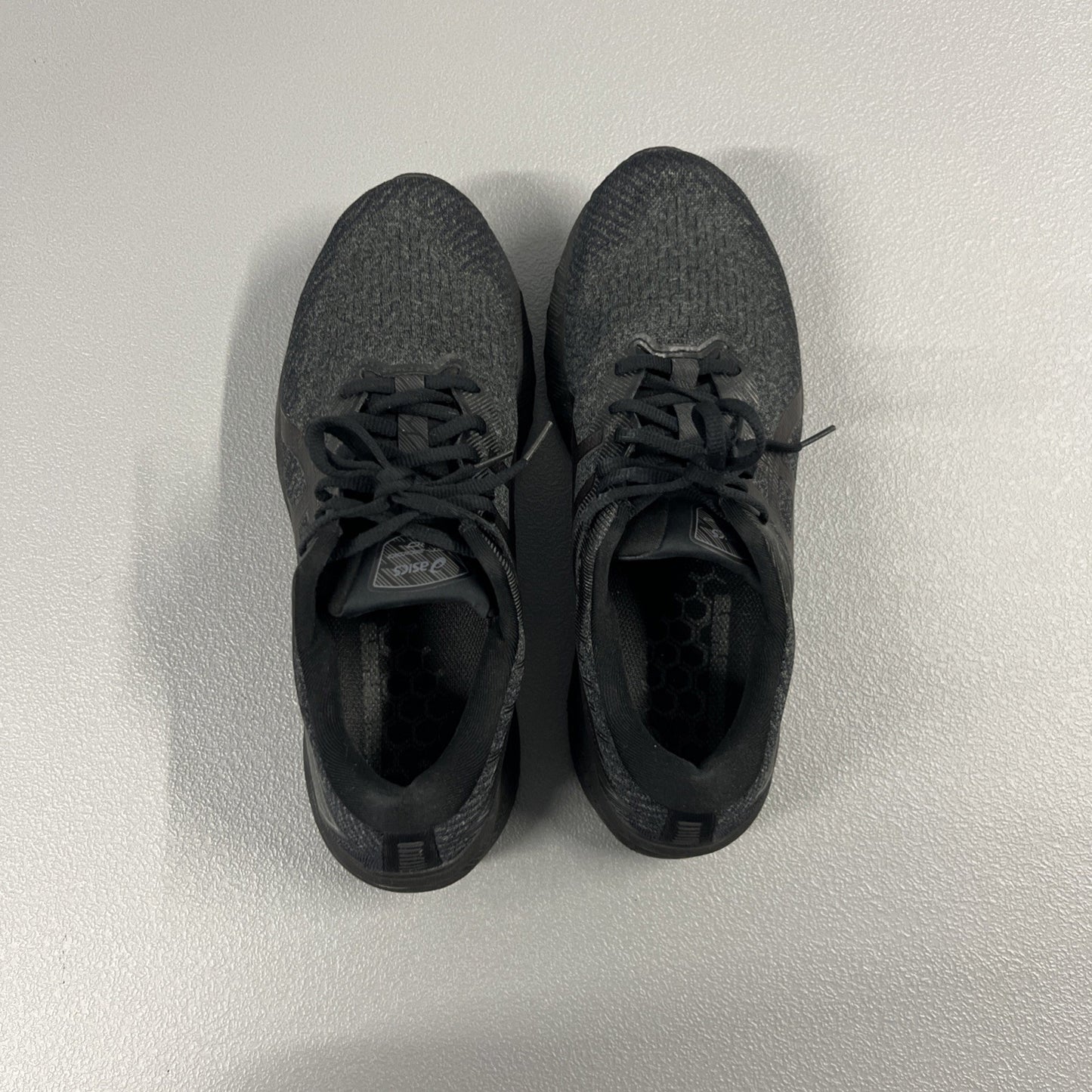 Size 9.5 - ASICS GT-2000 13 Black/ Black