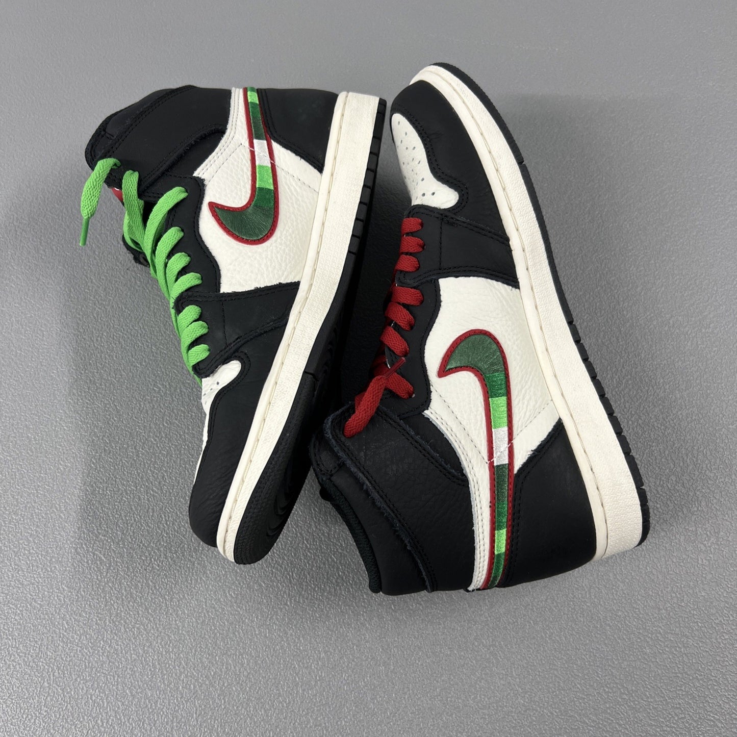 Size 9.5 - Air Jordan 1 Retro OG High ‘A Star Is Born’