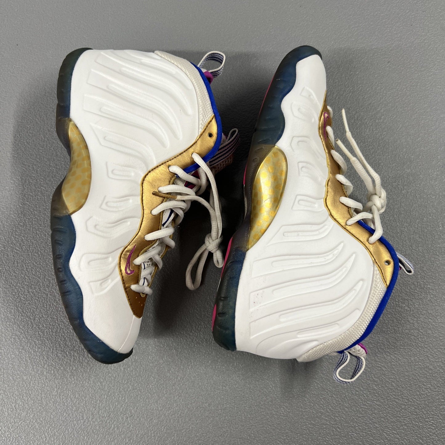 Size 5.5 Y- Nike Little Posite One GS ‘Fuchsia Blast’