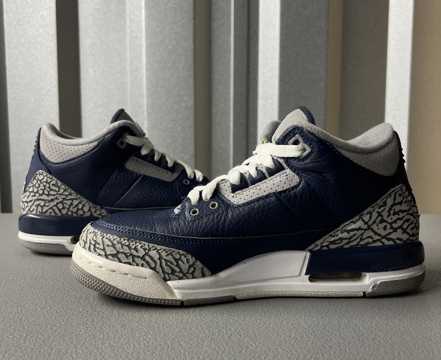 Size 7Y or 8.5 Wmns- Air Jordan 3 Retro ‘Georgetown’ GS - 398614 401