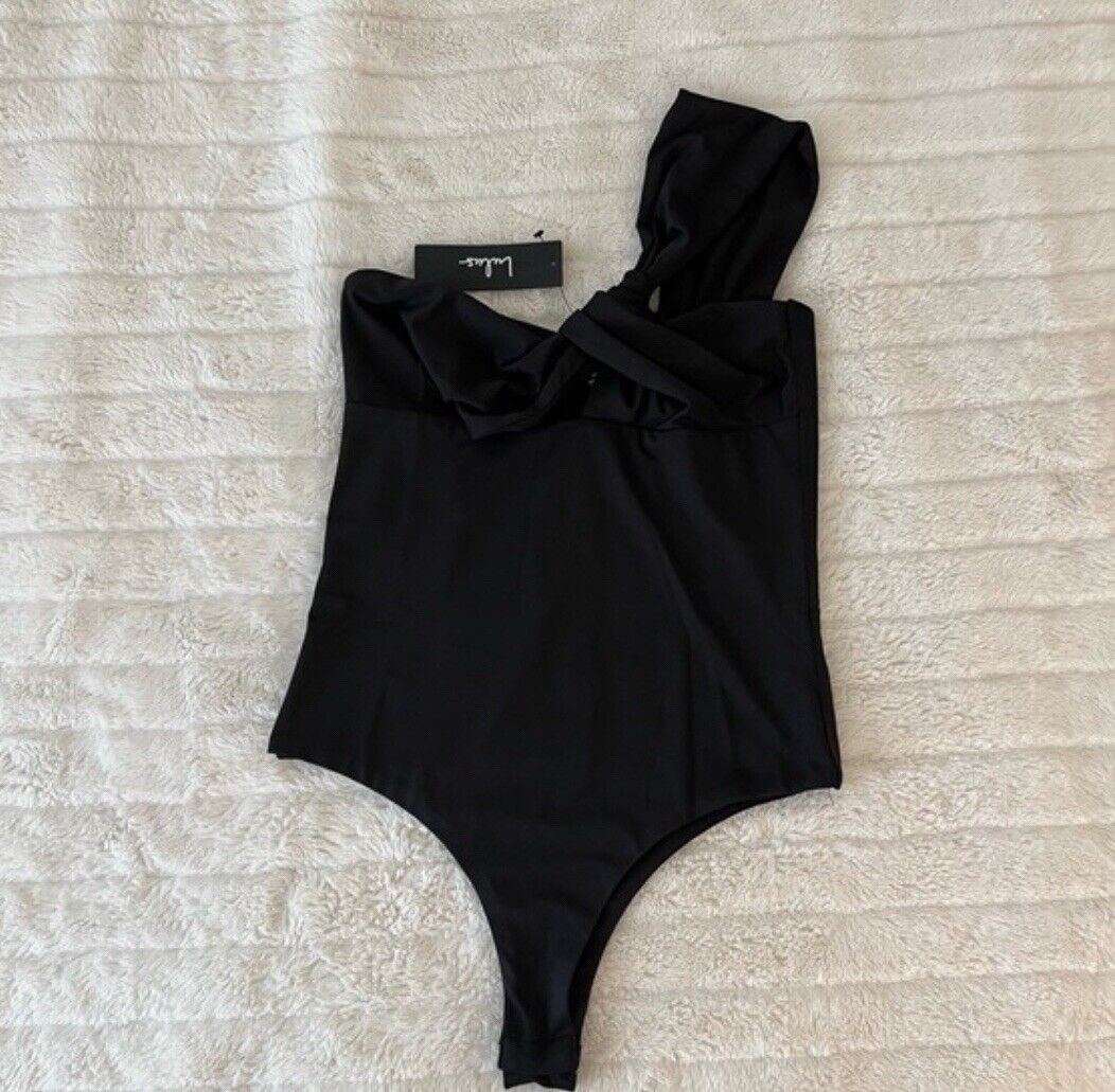 Lulus Sultry Chic One-Shoulder Cutout Bodysuit - Black