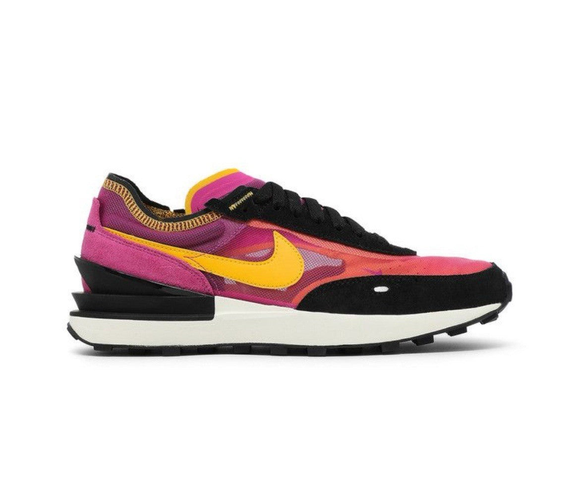 Size 11.5 - Nike Waffle One Active Fuchsia Men’s