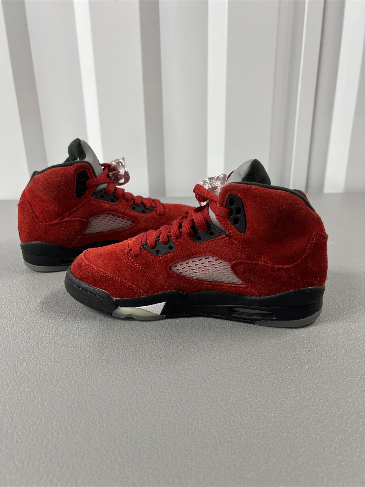 Size 4.5Y - Air Jordan 5 Retro GS 'Raging Bull' 2020
