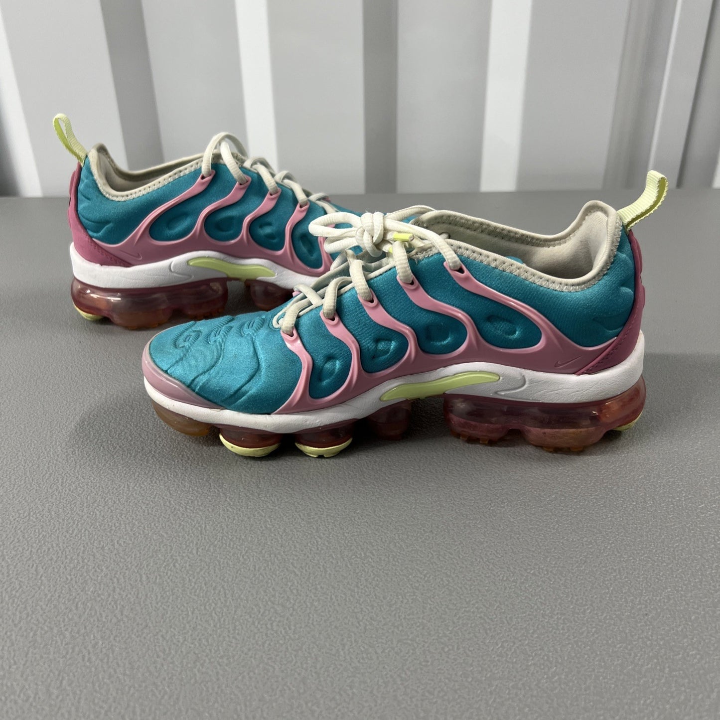 Size 7 - Nike Air VaporMax Plus ‘Easter’ Wmns