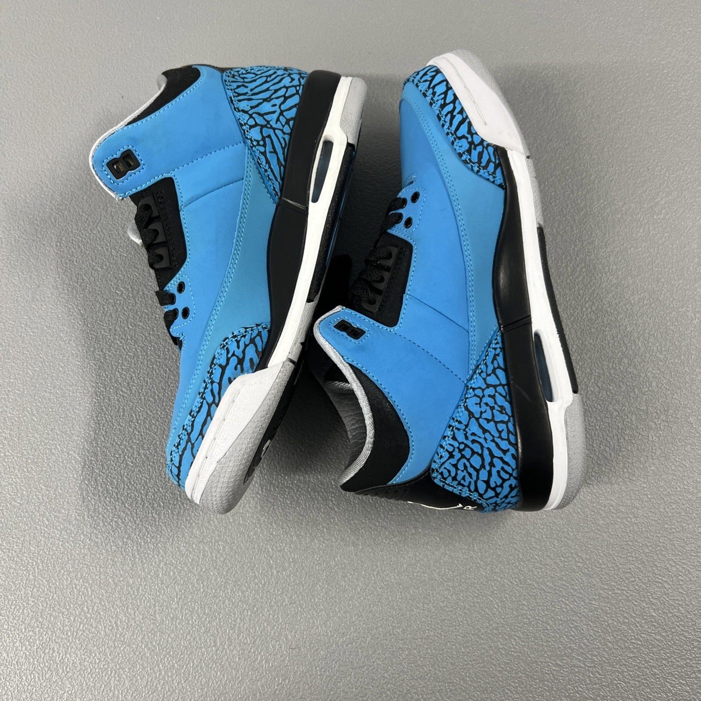 Size 6Y or 7.5 Wmns - Jordan 3 Retro ‘Powder Blue’ GS