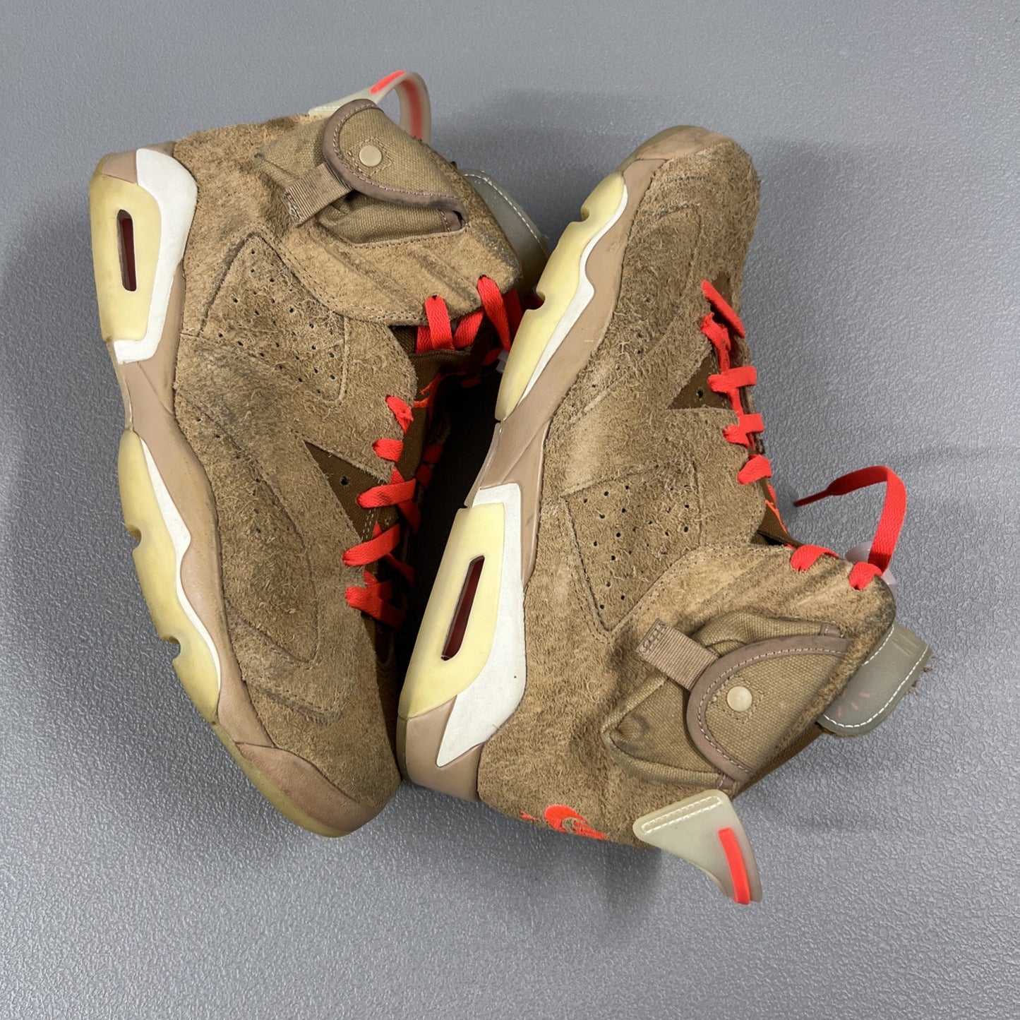 Size 11.5 - Jordan 6 Retro x Travis Scott Mid British Khaki