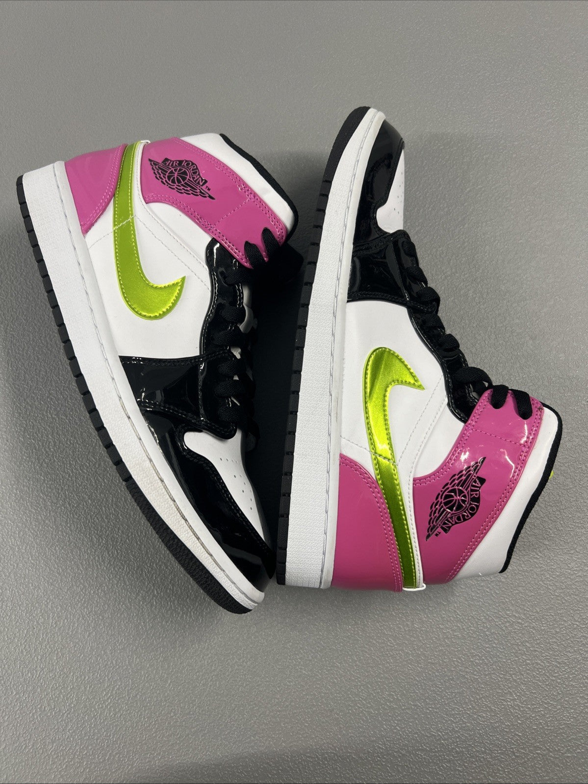 Size 10.5 - Air Jordan 1 SE Mid ‘Cyber Active Fuchsia’