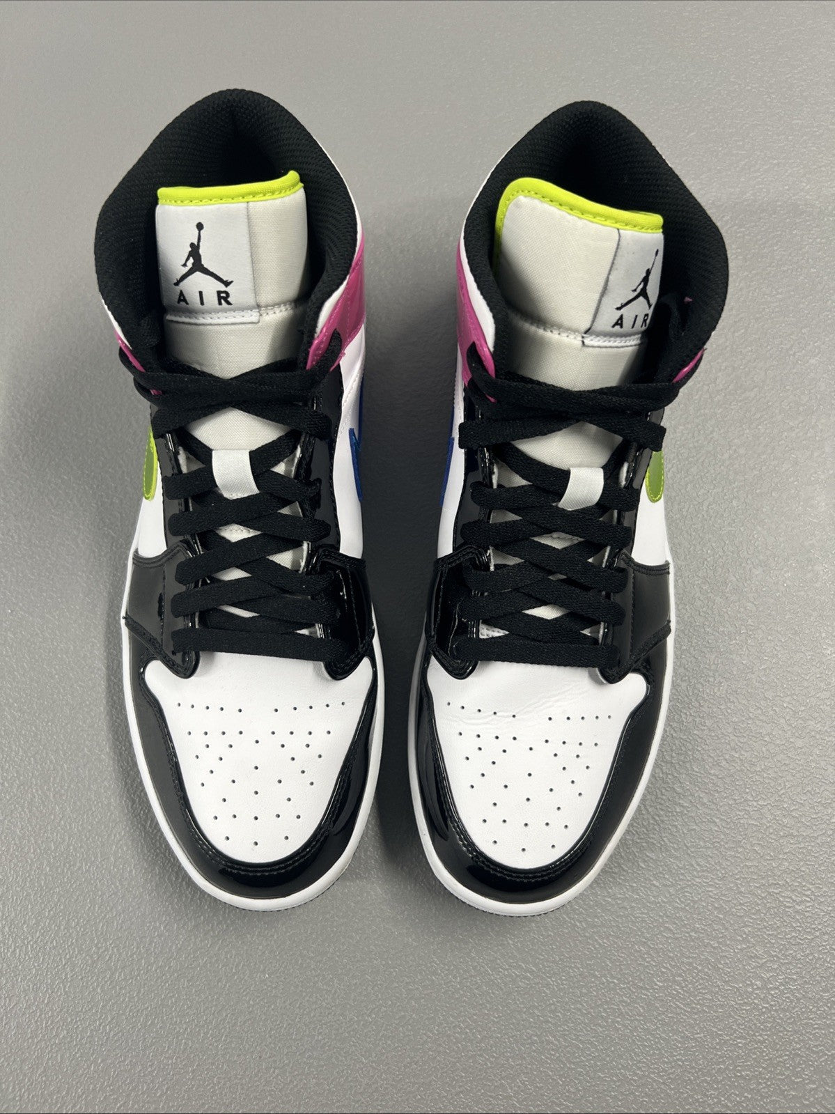 Size 10.5 - Air Jordan 1 SE Mid ‘Cyber Active Fuchsia’