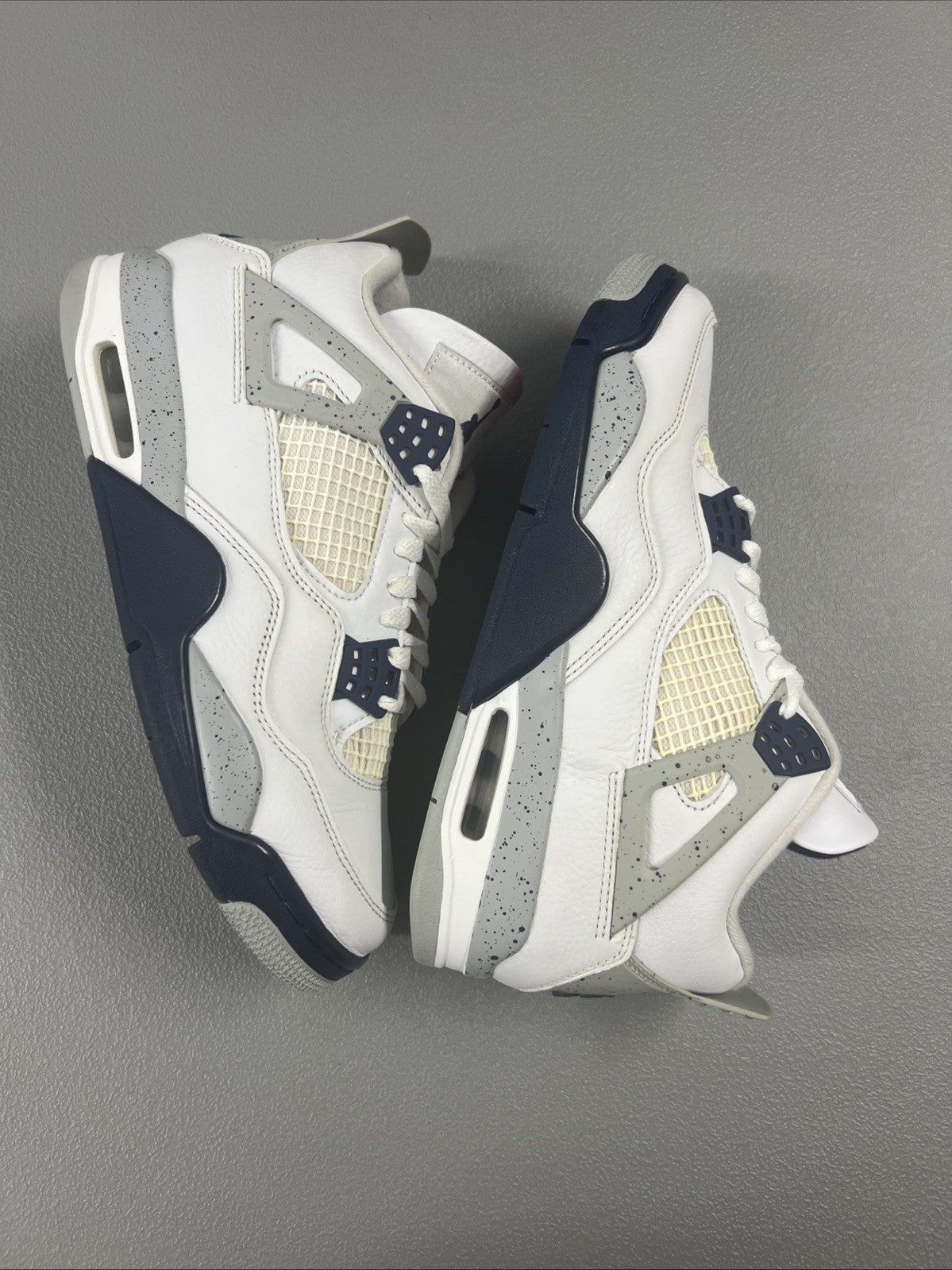 Size 9- Jordan 4 Retro Mid Midnight Navy