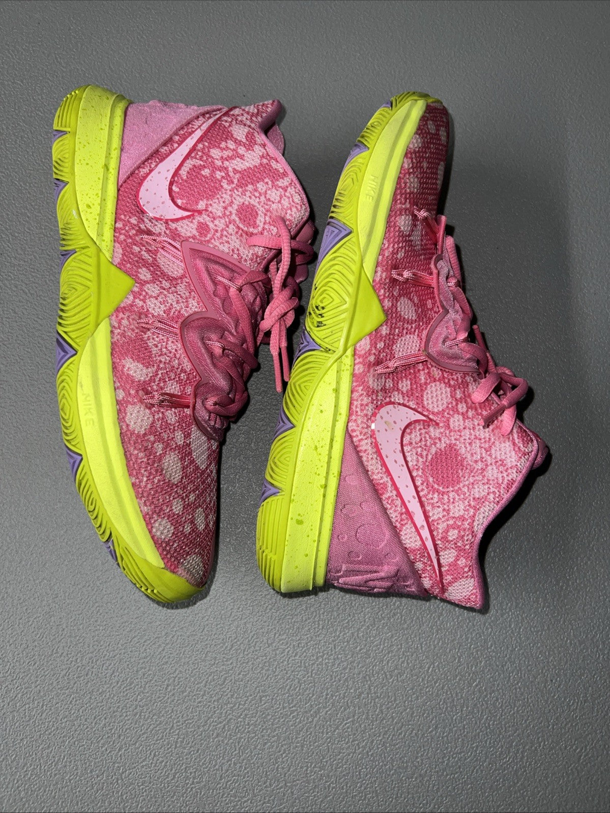 Size 7Y or 8.5 Wmns- Nike Kyrie 5 Spongebob Patrick Star GS
