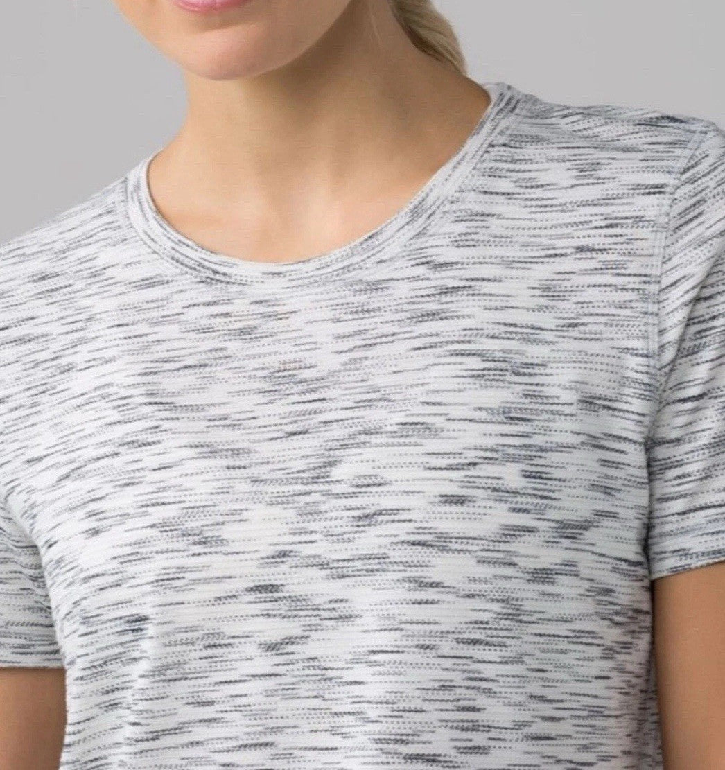 Size Small- Lululemon Long Distance Short Sleeve Tiger Space Dye Black White