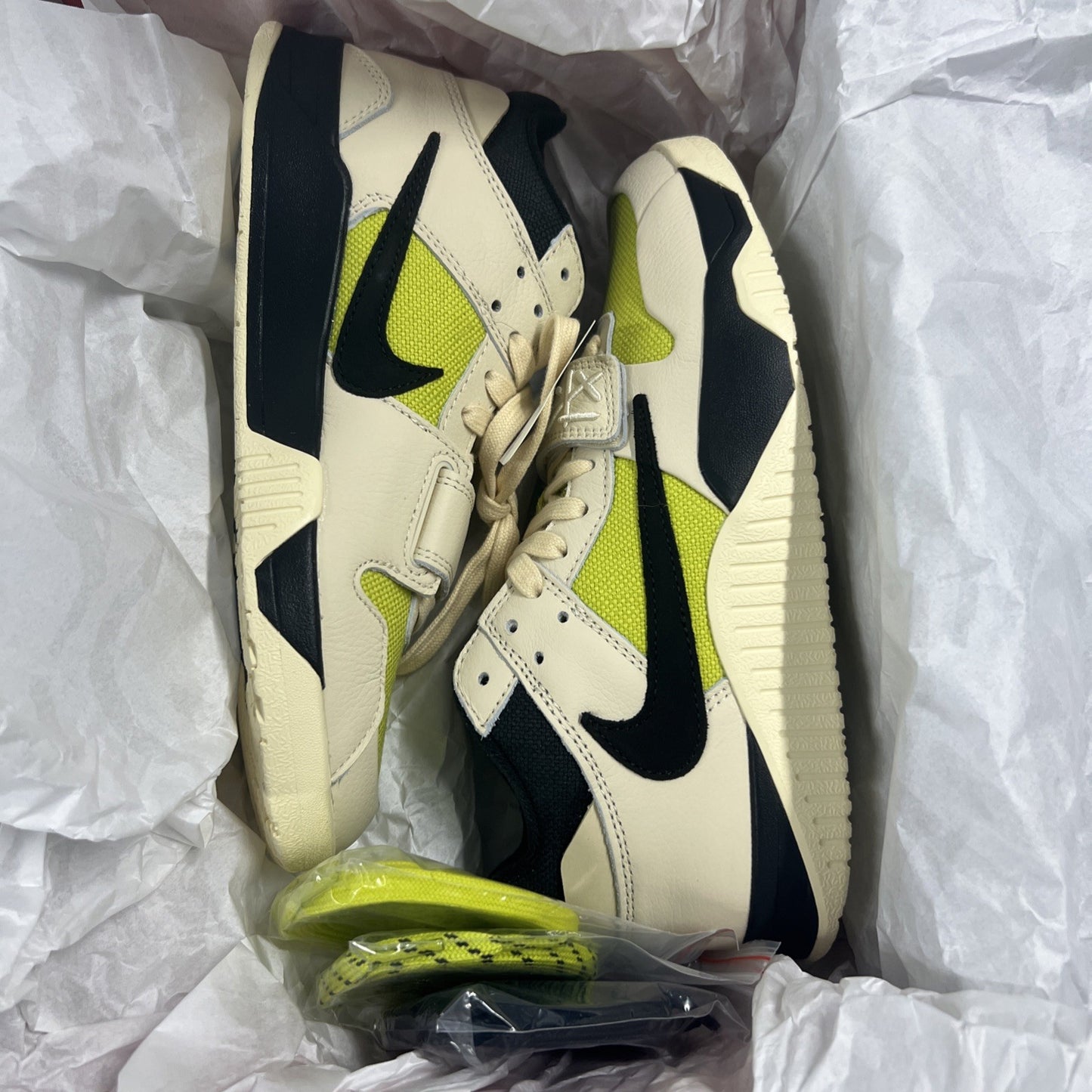 Size 8.5 - Travis Scott x Jordan Jumpman Jack TR Bright Cactus