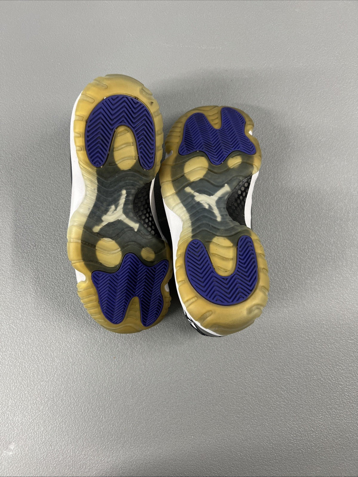 Size 8.5 - Air Jordan 11 Retro 'Concord' 2018 Men’s