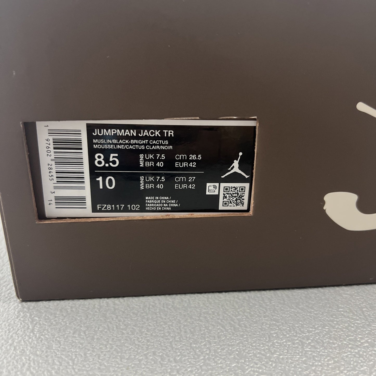 Size 8.5 - Travis Scott x Jordan Jumpman Jack TR Bright Cactus