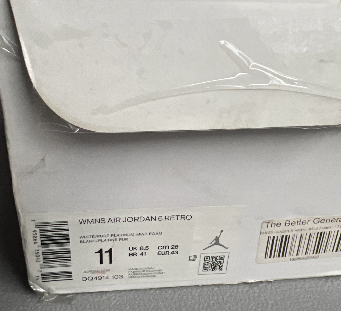 Size 11 Wmns or 9.5 Men’s - Air Jordan 6 Retro ‘Mint Foam’