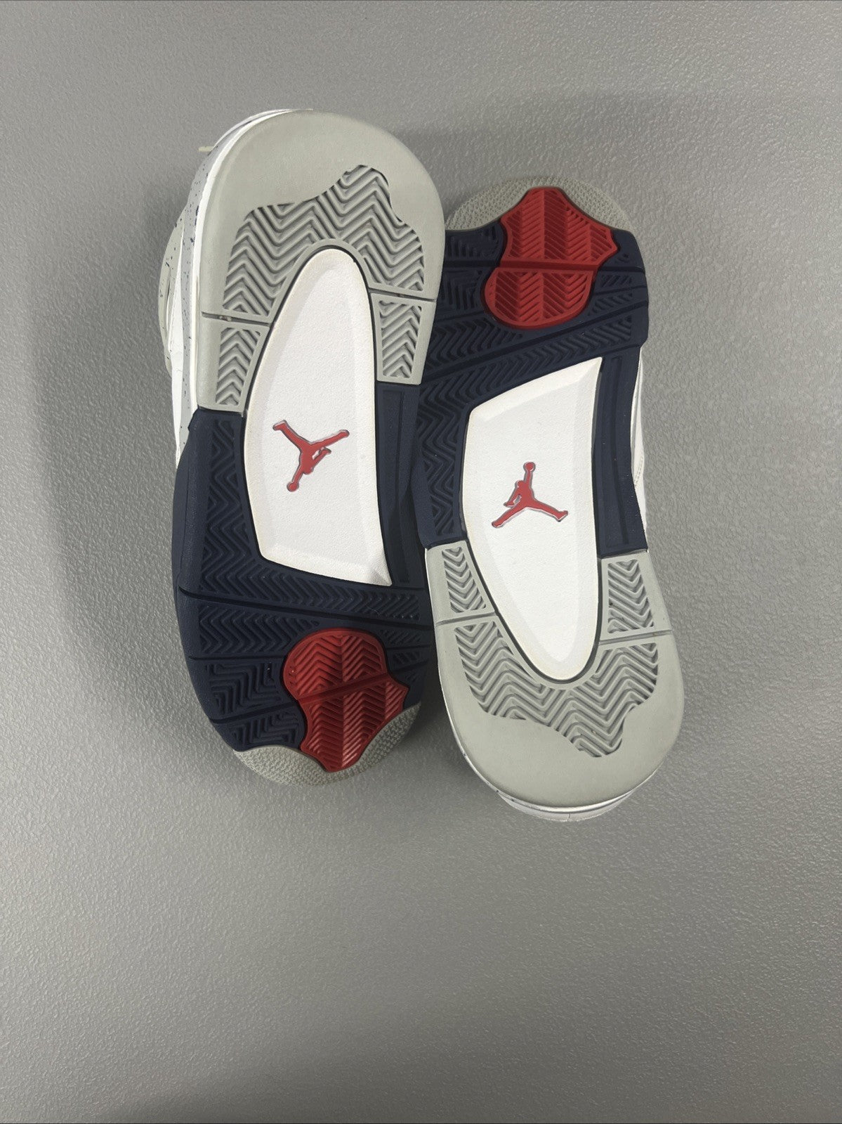 Size 9- Jordan 4 Retro Mid Midnight Navy
