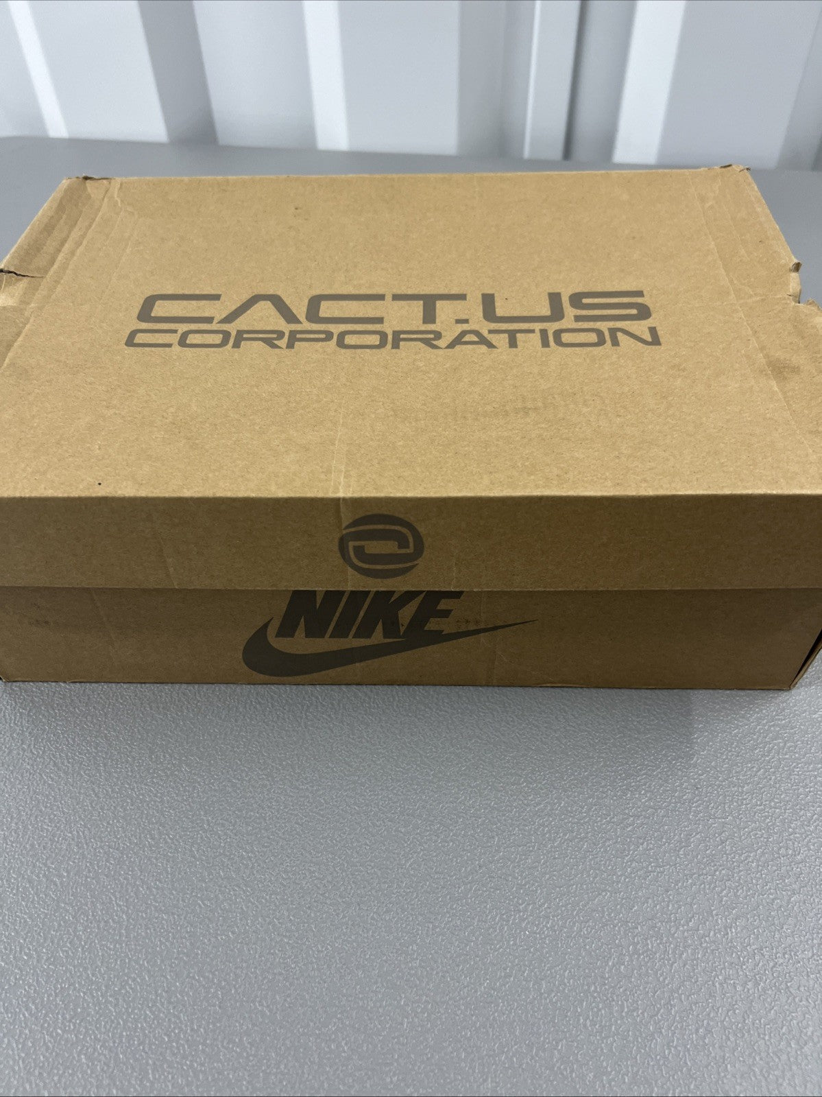 Size 9.5 - Nike Air Max 1 x Travis Scott Saturn Gold