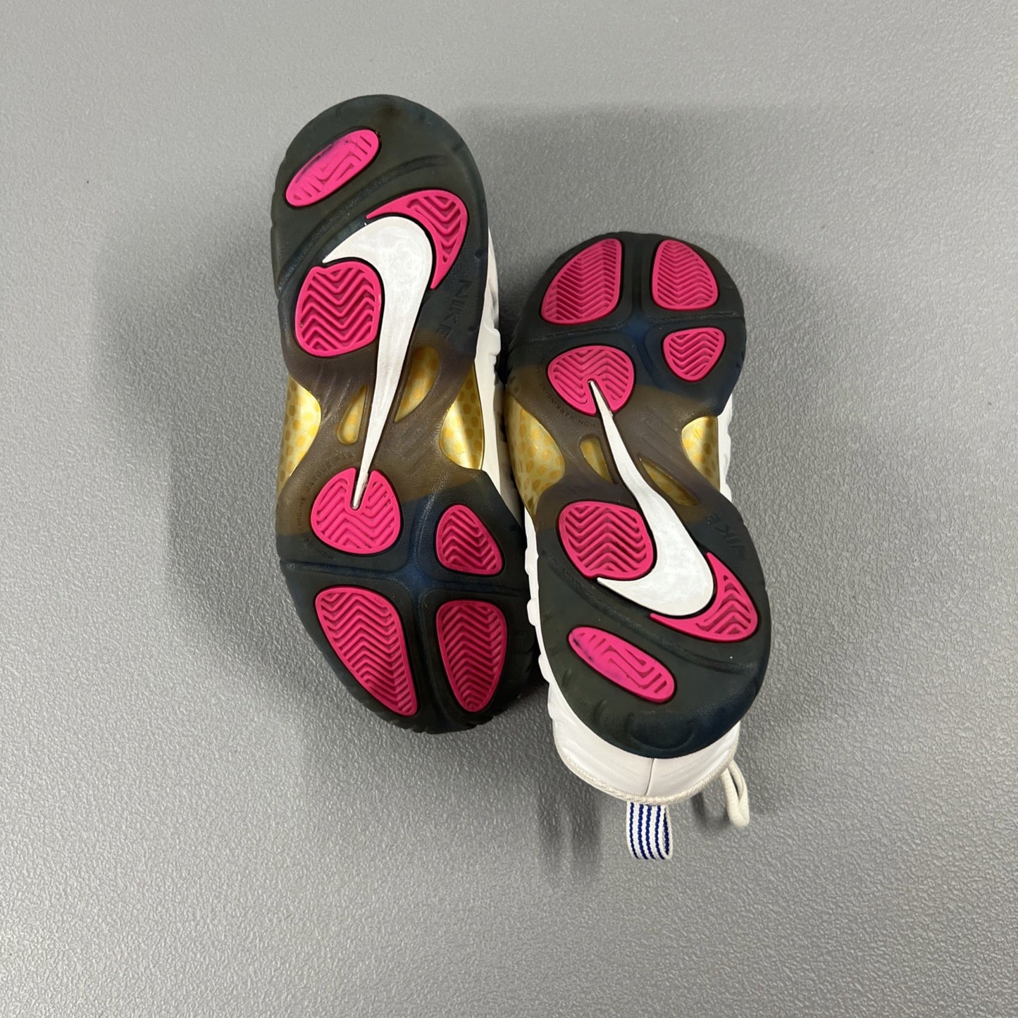 Size 5.5 Y- Nike Little Posite One GS ‘Fuchsia Blast’