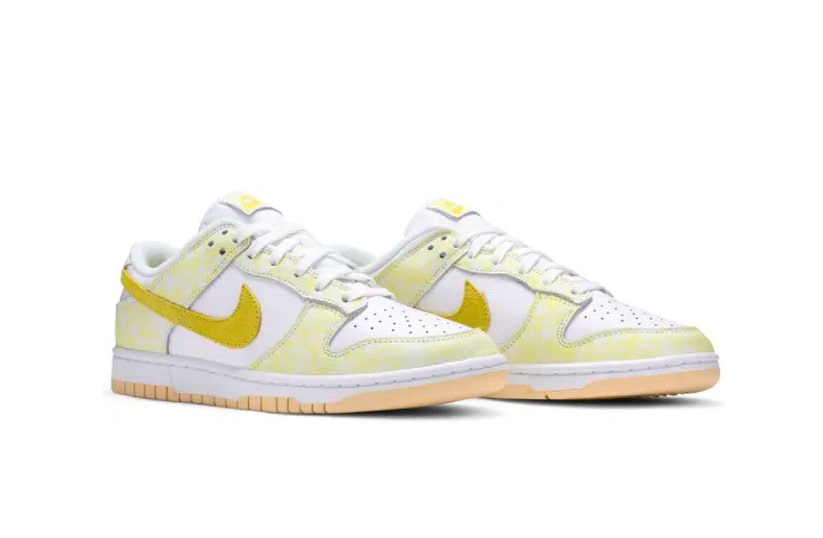 Size 10.5 - Nike Dunk OG Low Yellow Strike W