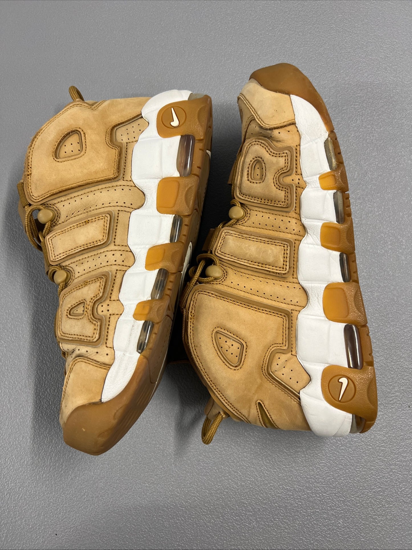 Size 11 Nike Air More Uptempo Flax (Mens)