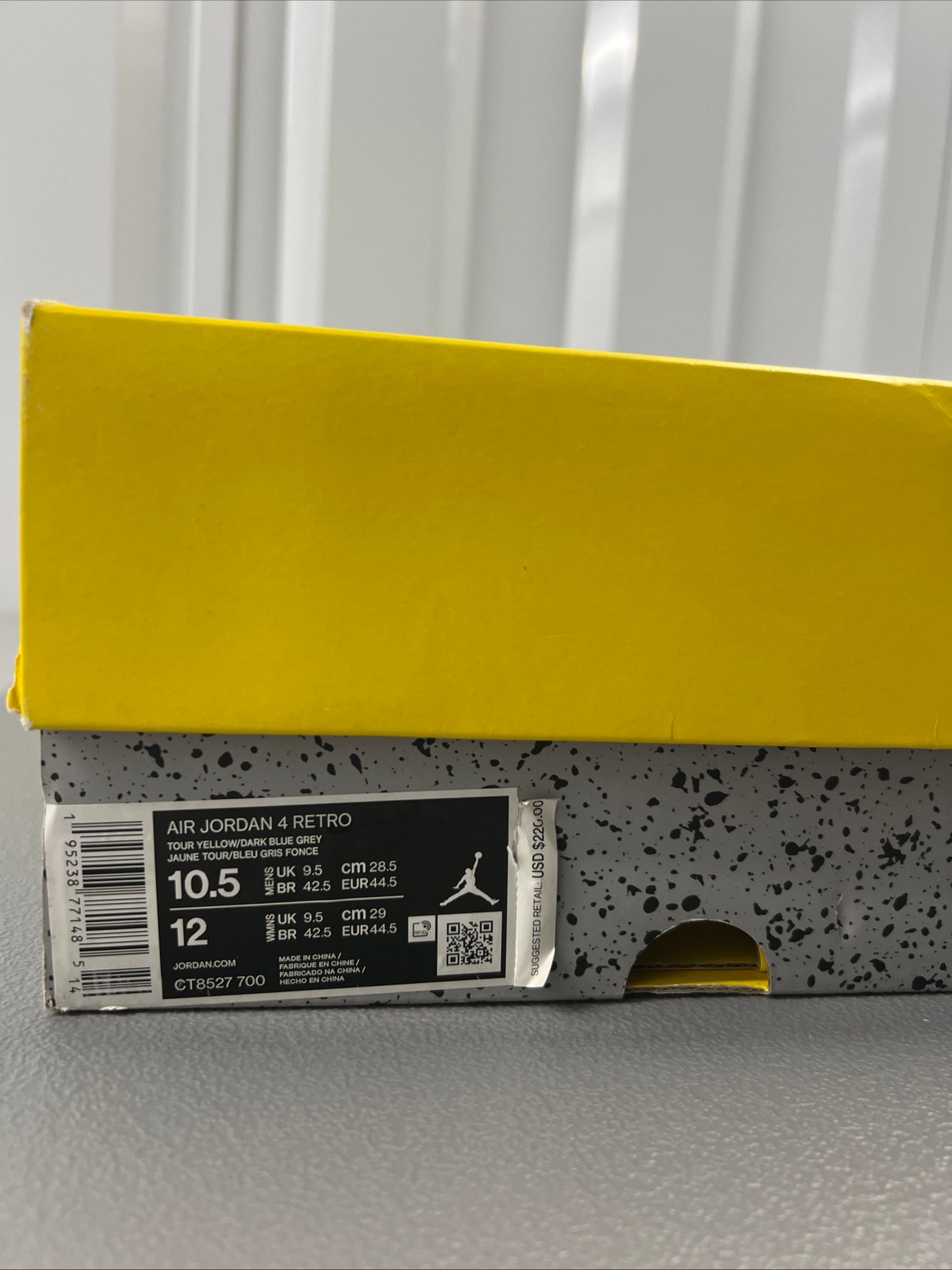 Size 10.5 - Jordan 4 Retro Mid Lightning