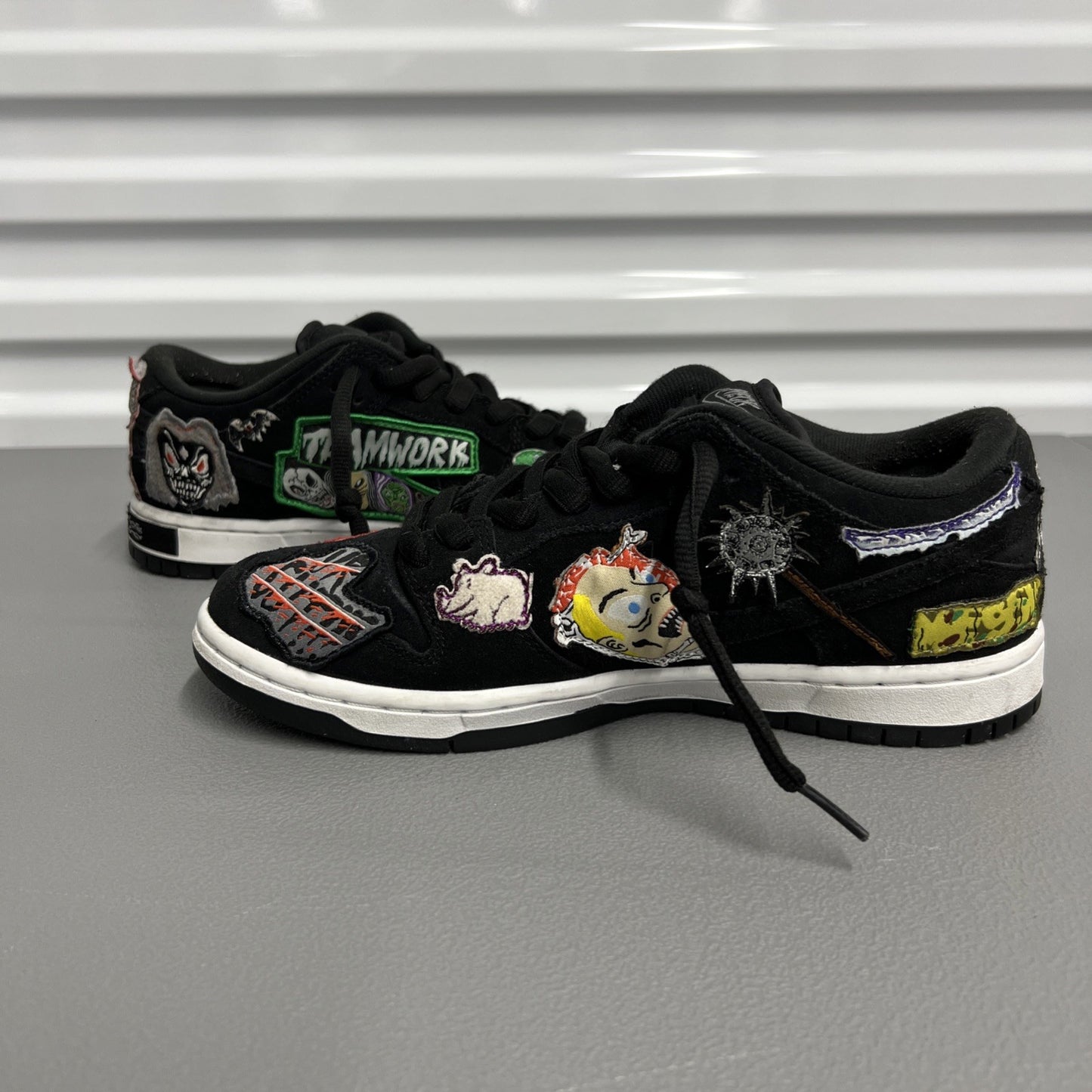 Size 7 Men’s or 8.5 Wmns - Nike Dunk SB Low Pro QS ‘Neckface’