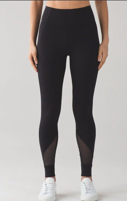 Size 4-Lululemon Hot Like Agni Pant