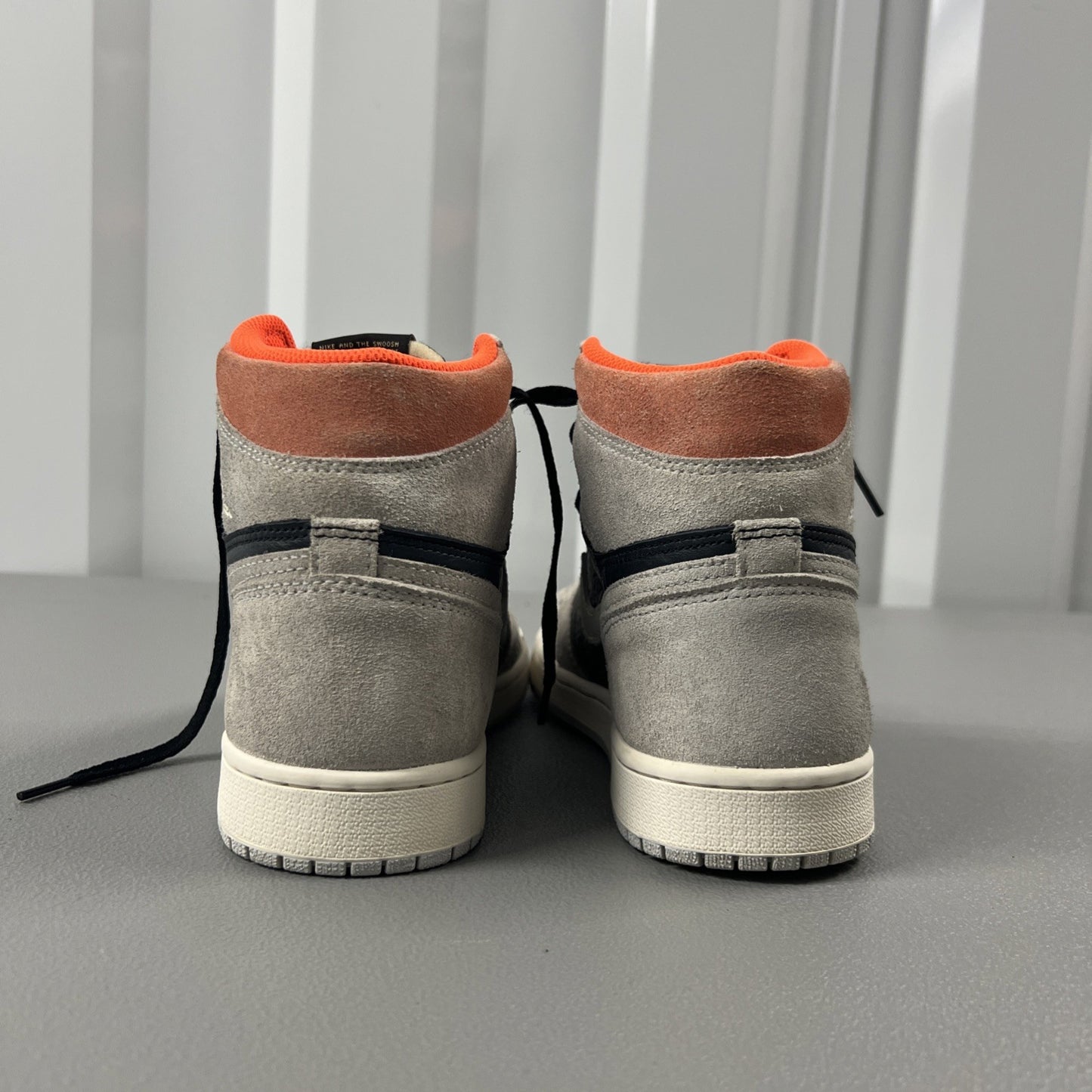 Size 9.5 - Air Jordan 1 Retro High OG 'Neutral Grey'