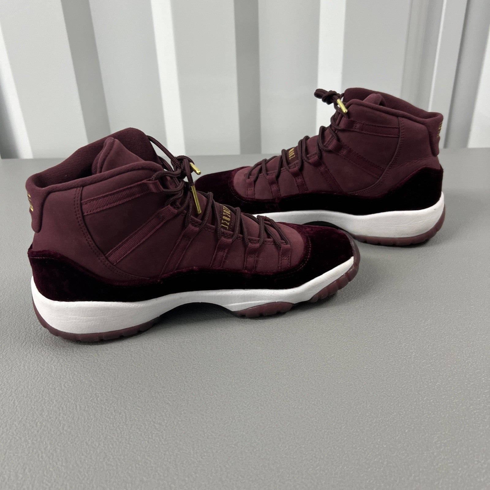 Size 8Y or 9.5 Wmns JORDAN 11 RETRO HEIRESS 'VELVET' Night Maroon (GS)