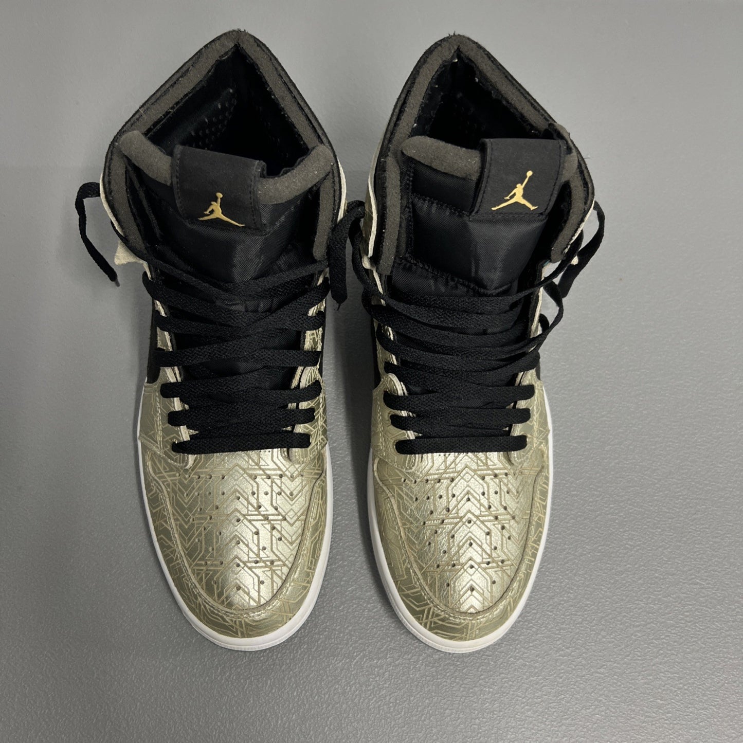 Size 12.5 - Air Jordan 1 Zoom Air CMFT Men’s ‘Gold Laser’
