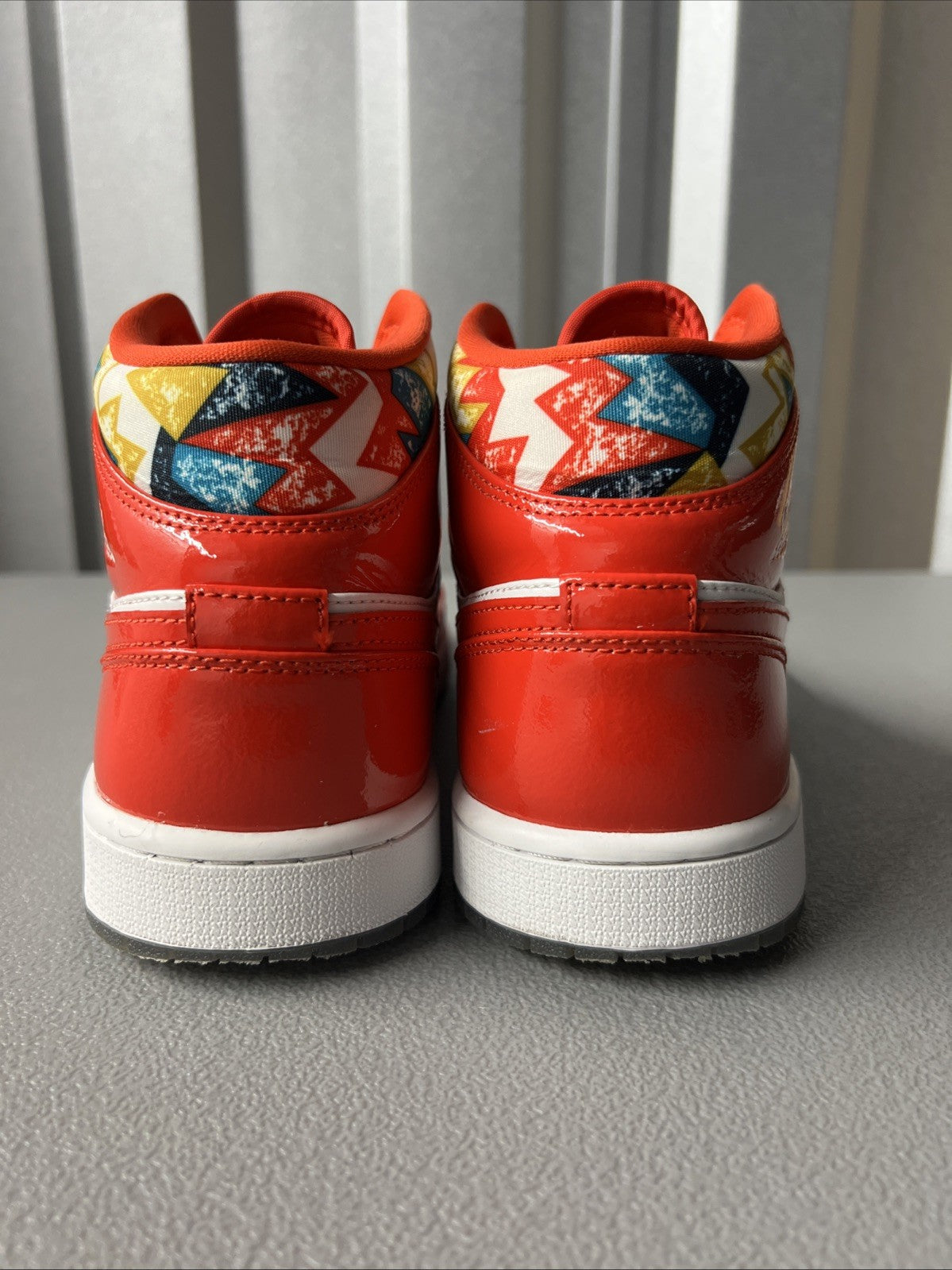 Size 8 Men’s or 9.5 Wmns- Air Jordan 1 SE Mid Barcelona Sweater