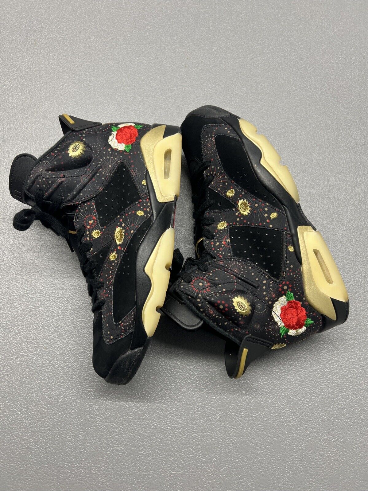 Size 9.5 - Air Jordan 6 Retro Chinese New Year