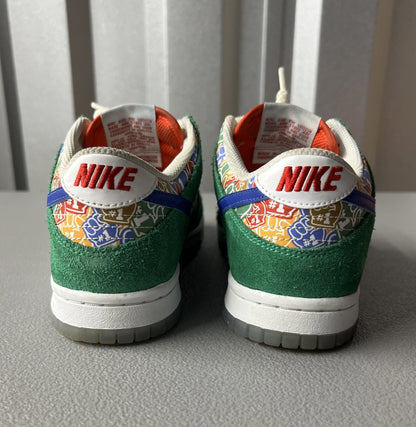 Size 4.5Y - Nike Dunk Low Foam Finger (GS)