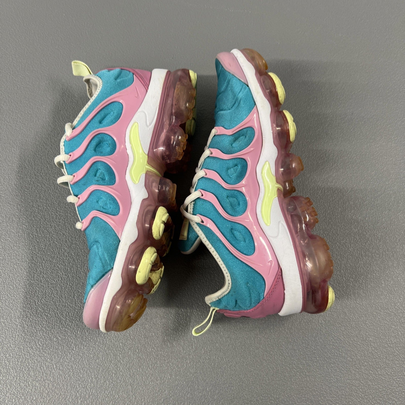 Size 7 - Nike Air VaporMax Plus ‘Easter’ Wmns