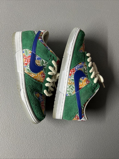 Size 4.5Y - Nike Dunk Low Foam Finger (GS)