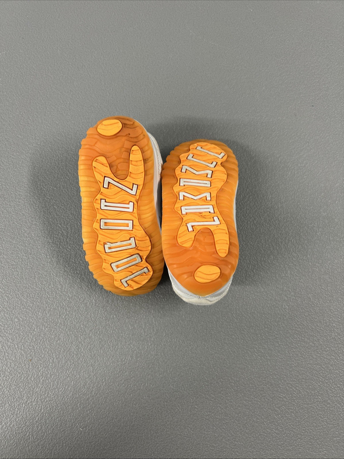 Size 7C - Air Jordan 11 Retro Low (Toddler) Citrus'