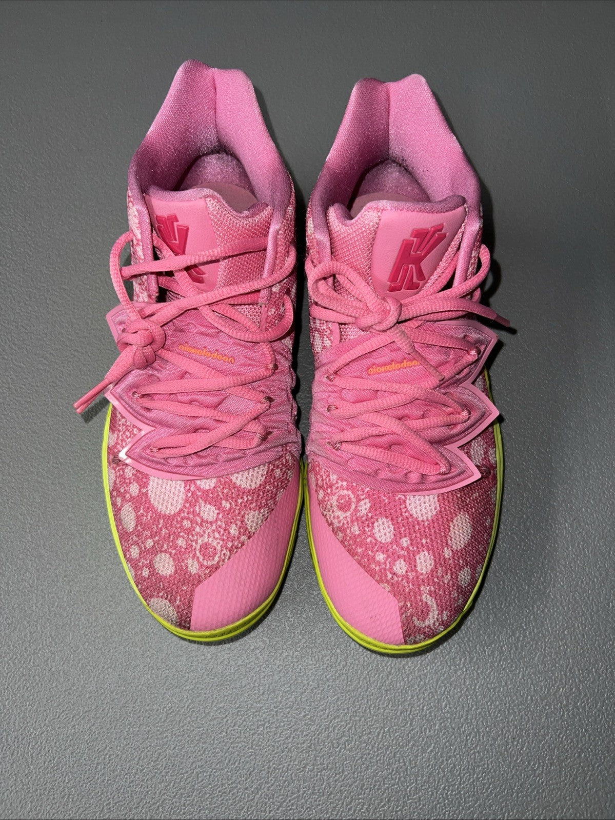Size 7Y or 8.5 Wmns- Nike Kyrie 5 Spongebob Patrick Star GS