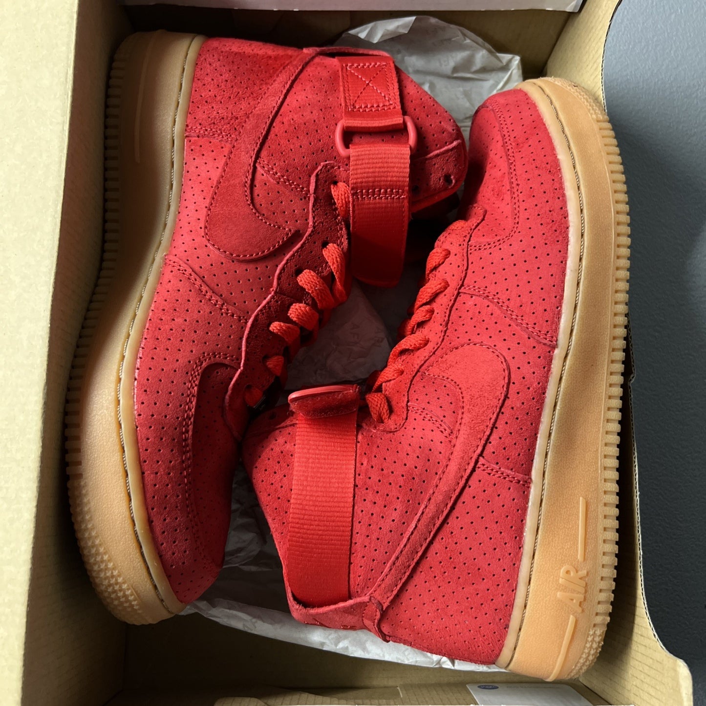 Size 9 Wmns or Men’s 7.5- Nike Air Force 1 Suede High University Red