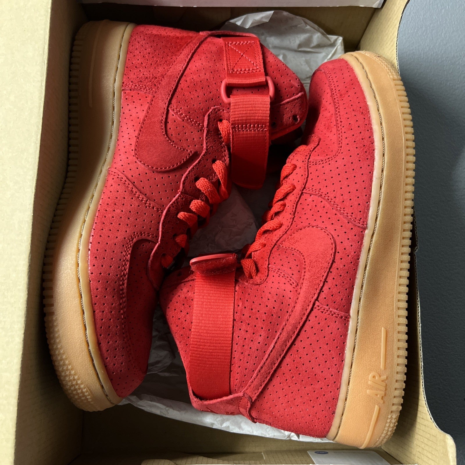 Size 9 Wmns or Men’s 7.5- Nike Air Force 1 Suede High University Red