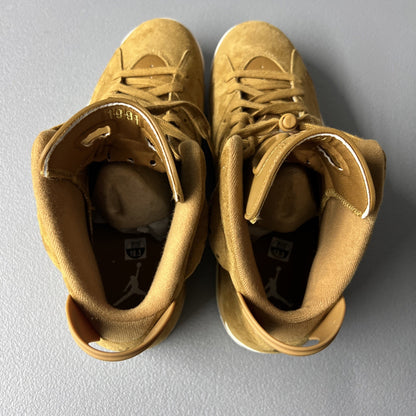 Size 10.5 - Air Jordan 6 Retro        Wheat 🌾