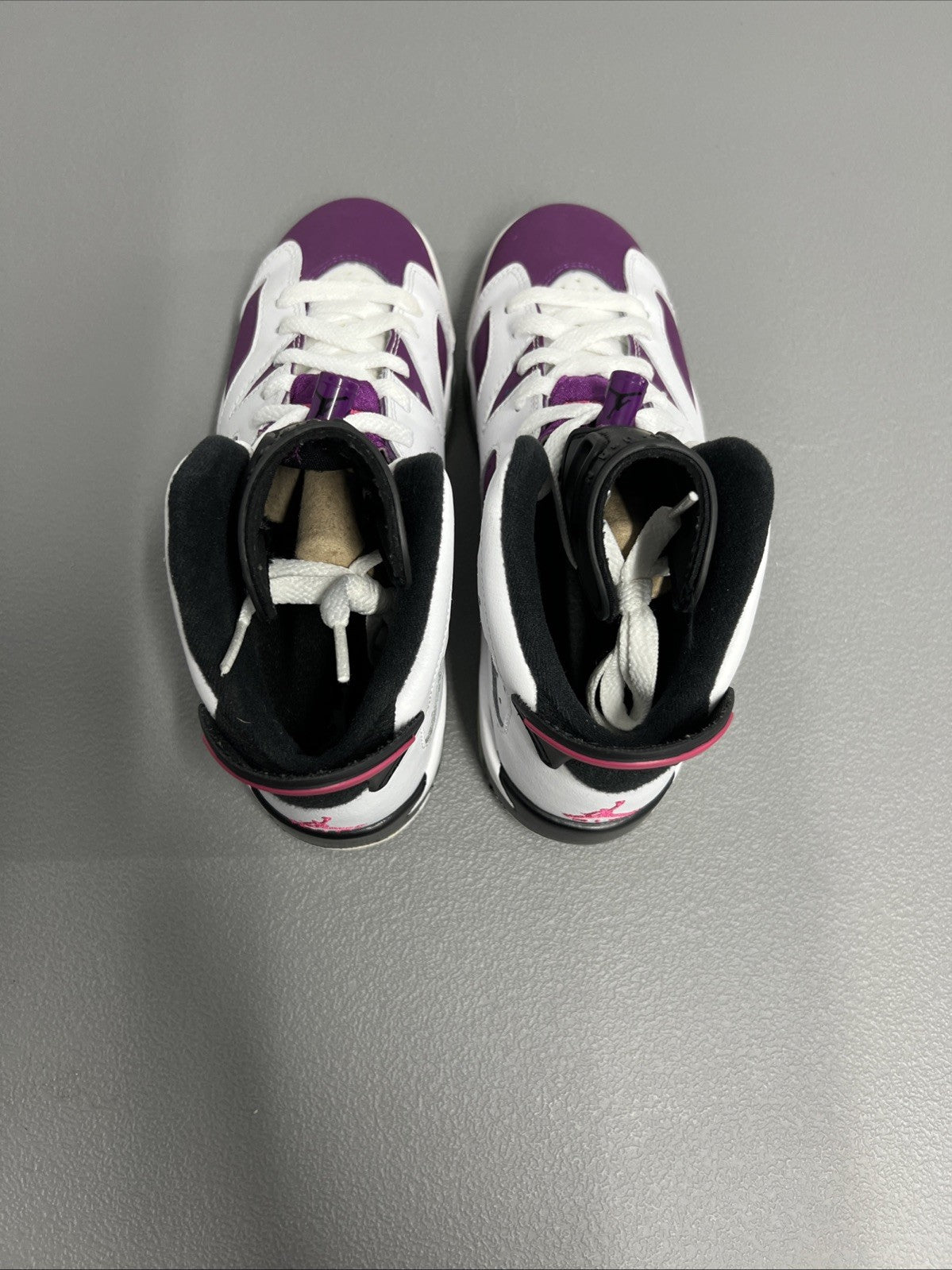 Size 5Y or 6.5 Wmns- Air Jordan 6 Retro 'Vivid Pink'  543390-127 (GS)
