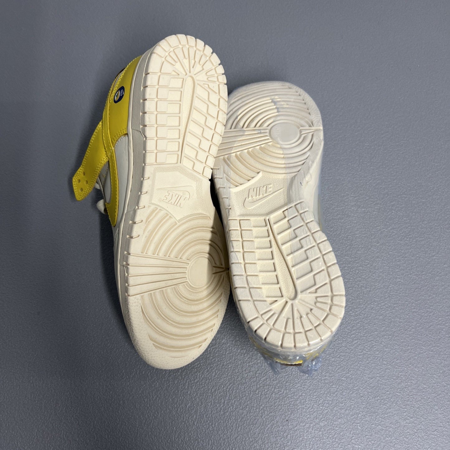 Size 7.5 - Wmns or 6 Men’s Nike Dunk Low LX Banana